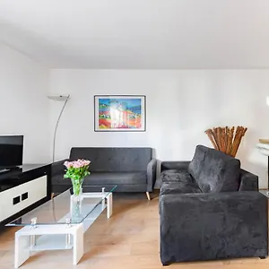  Appartamento Flat 5 Min Walking From The Sea